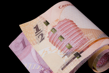 Bahrain currency banknotes
