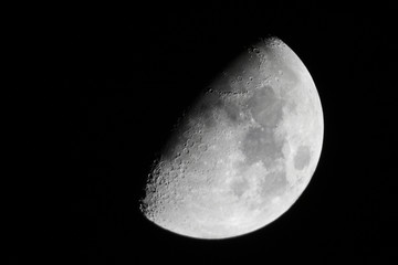 Moon craters © bartekastro