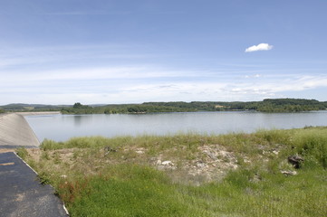 barrage de mont&eacute;zic