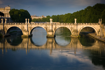 Obraz premium roma's bridge