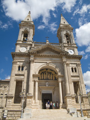 Fototapeta na wymiar Basilica dei Santi Medici. Alberobello.