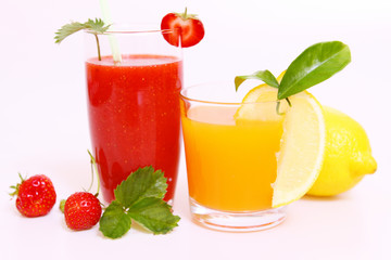 Getränke,erdbeershake und limonade