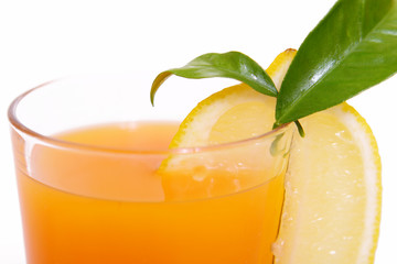 Limonade mit Zitrone