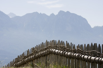 zaun in südtirol