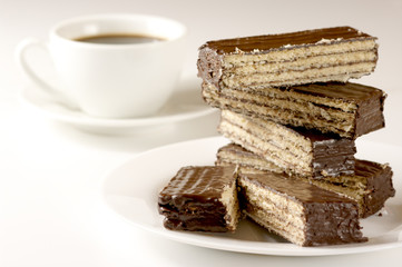 Chocolate wafer and coffee