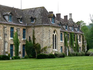 Fototapeta na wymiar Abbey-Vaux Cernay