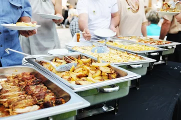 Foto op Plexiglas buffet eten mensen © .shock