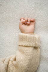 赤ちゃんの手