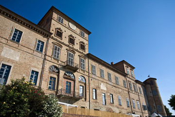 Fototapeta na wymiar Castello di Magliano Alfieri
