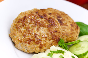 Frikadellen mit Püree