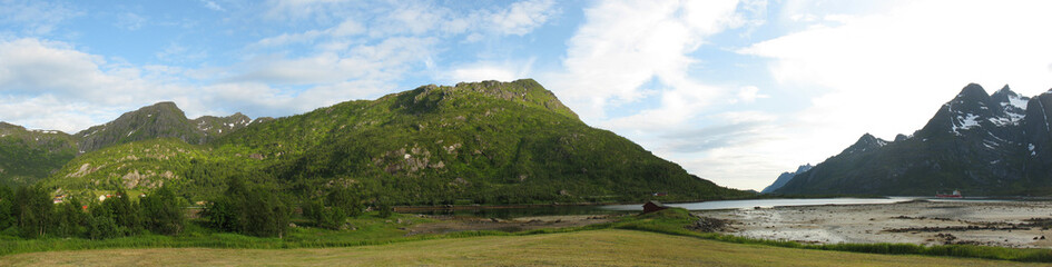 Naklejka premium Iles Vesteralen (Trollfjorden)