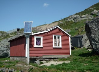 Small house and its solar panel