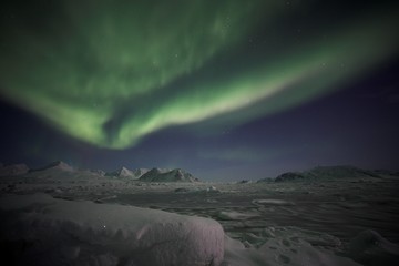 Fototapeta na wymiar Aurora Borealis, Svalbard, Spitsbergen