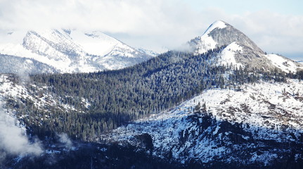 Fototapeta na wymiar Góry Yosemite