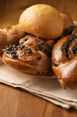 Assorted buns