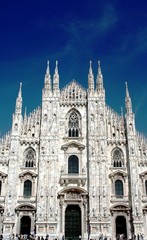 Fototapeta na wymiar Katedra w Mediolanie