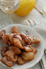 Chiacchiere - Frittelle di carnevale - Dolci della toscana