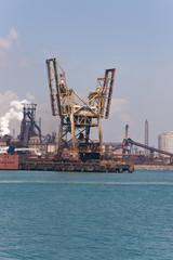 Fototapeta na wymiar Portów, przemysłowych, żuraw, inwestorzy