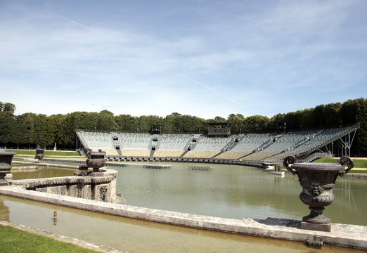 Spectacle des grandes eaux &agrave; Versailles