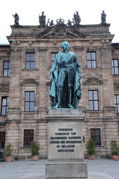 Gr&uuml;nder Universit&auml;t Erlangen Denkmal Stadt Studenten