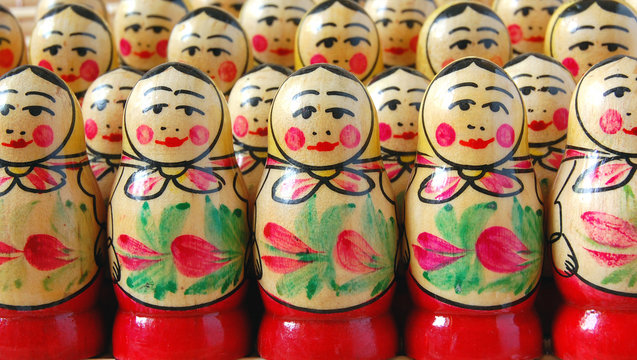 Crowd of Russian nesting dolls