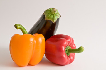 Paprika und Aubergine