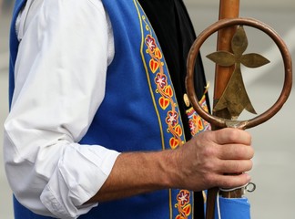 gilet de costume traditionnel breton et hermine