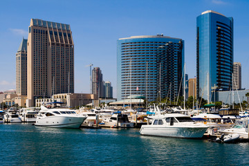 Fototapeta na wymiar San Diego Harbor i centrum miasta
