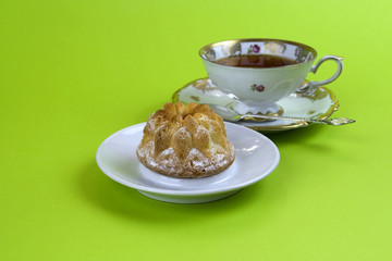 biscuits; tea,drink,
