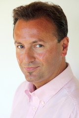 Fototapeta premium Homme d'affaires confiant, jeune et dynamique