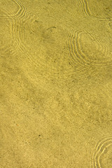 Cerchi concentrici nell'acqua