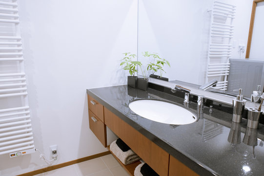 洗面所images Browse 10 991 Stock Photos Vectors And Video Adobe Stock