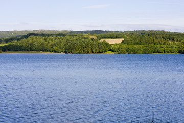way around a lake in brittany