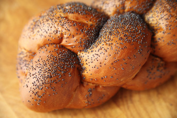 challah with poppy seeds