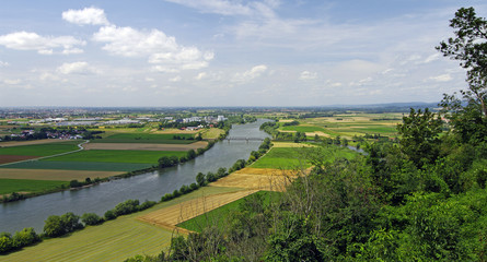 Donautal zwischen Straubing und Regensburg