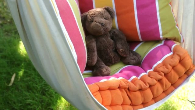 repos du nounours dans le hamac