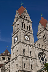Fototapeta na wymiar St.-Benno Kirche in München
