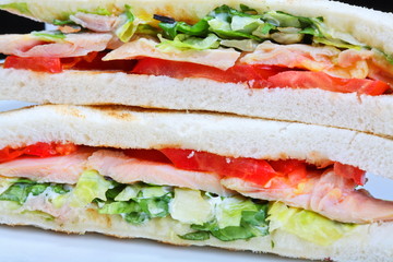 Toast with vegetables and ham
