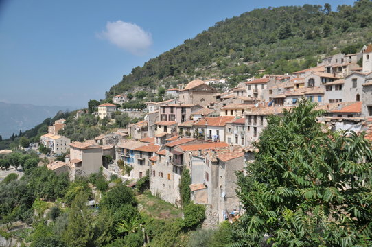 village de peille