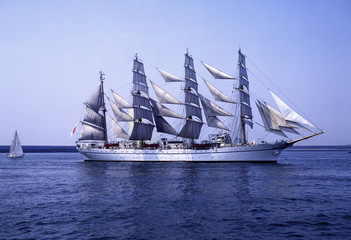 Fototapeta na wymiar Nippon Maru