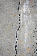ひび割れコンクリート