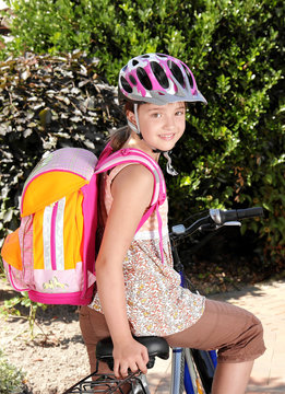 Mit dem Fahrrad zur Schule
