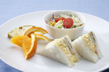 ブレックファースト