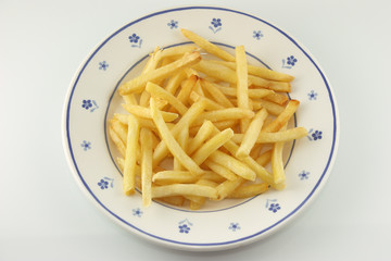 piatto di patate fritte 2