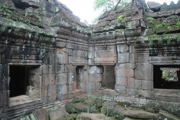 Fototapeta na wymiar Świątynia Khmerów