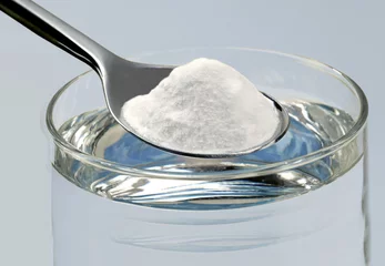 Crédence de cuisine en verre imprimé Eau Spoon of baking soda