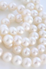 pearl necklace - 16045652
