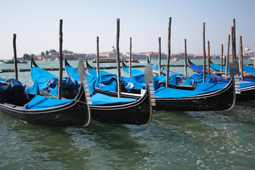 Fototapeta na wymiar Traditional Venice gondolas