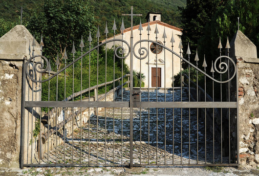 cancello