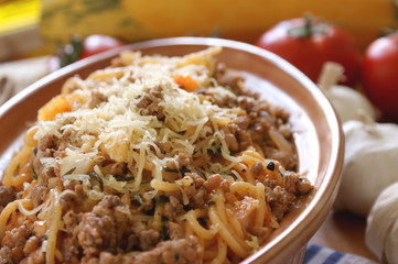 Spaghetti with mince meat and tomato sauce